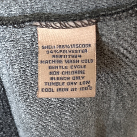 Dakota Grizzly Pullover V-Neck Sweater - Picture 4 of 4